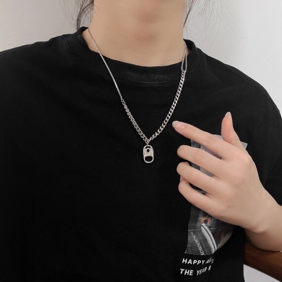 Diamond Pop Top Asymmetric Chain Necklace - Picture 2 of 4